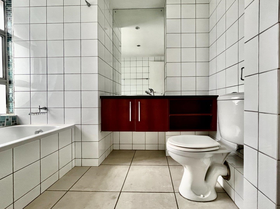 2 Bedroom Property for Sale in Claremont Upper Western Cape